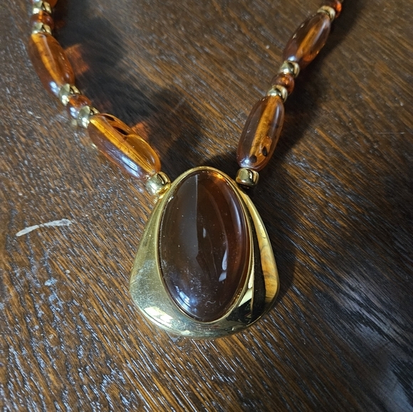 Vintage Napier brown amber beaded Chunky necklace. - Picture 4 of 12